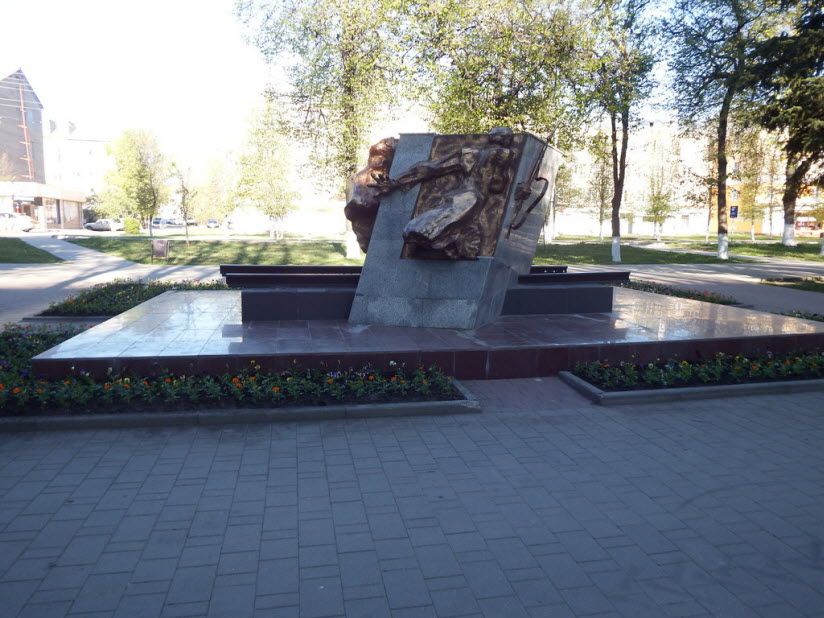 «Воины, ушедшие на фронт»