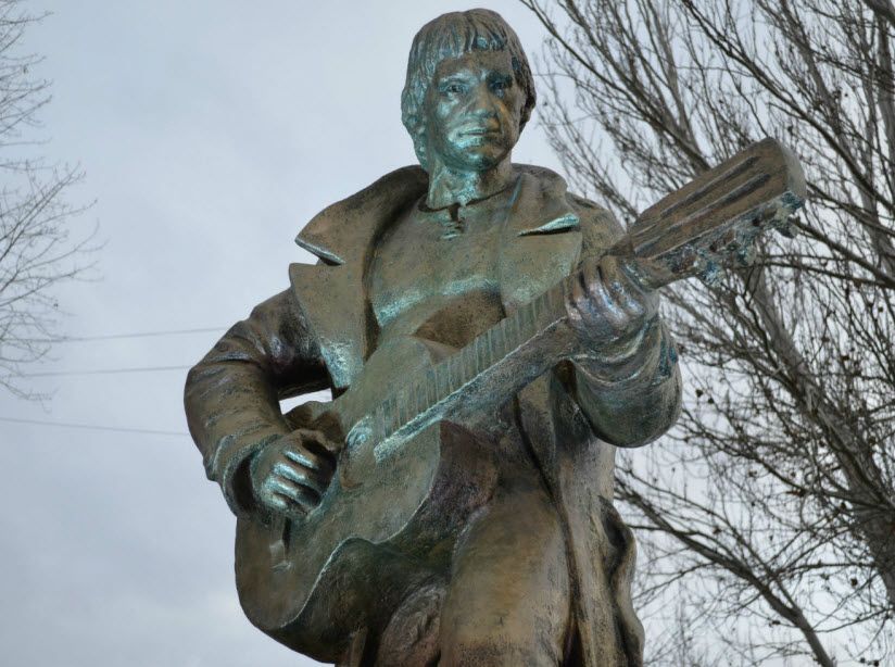 Памятник В.С. Высоцкому