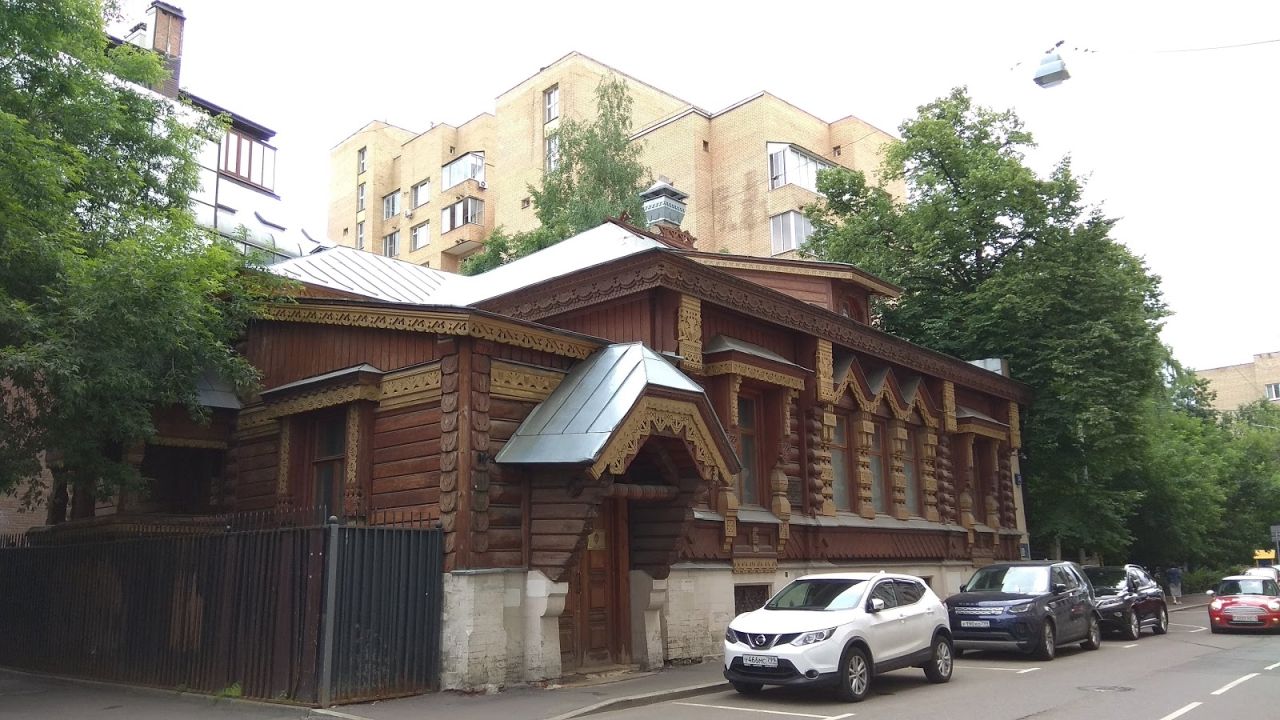 Дом Пороховщикова