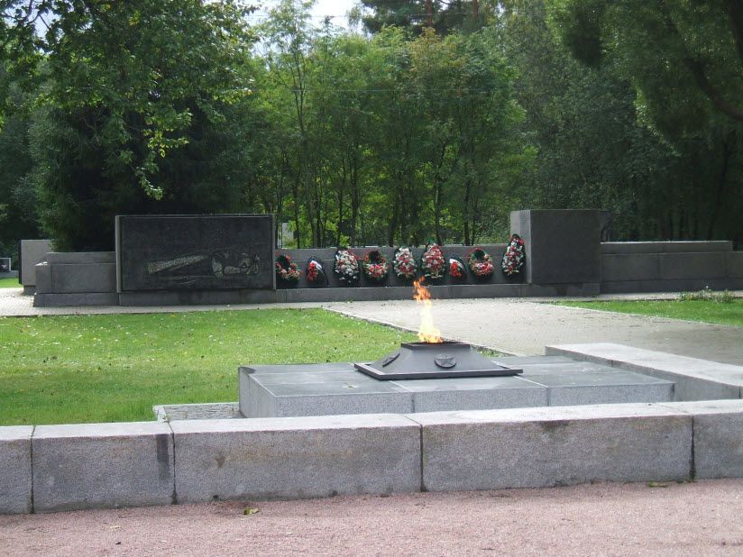 Братская могила