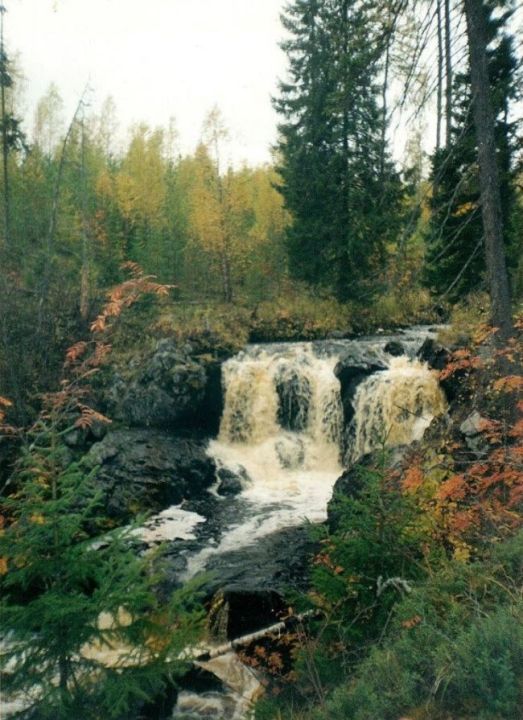 Водопад на реке Нижний Иг