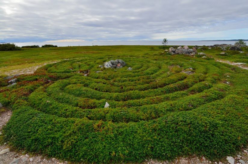 Лабиринты на острове Большой Заяцкий