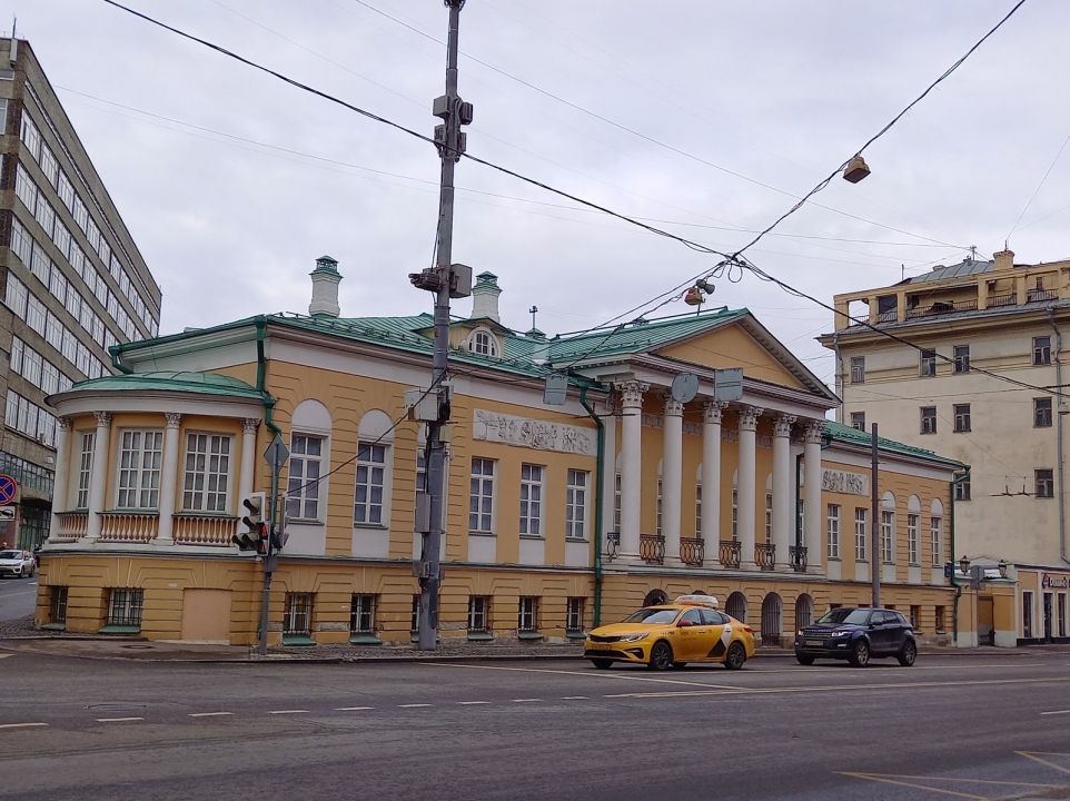 Музей-усадьба Муравьевых-Апостолов