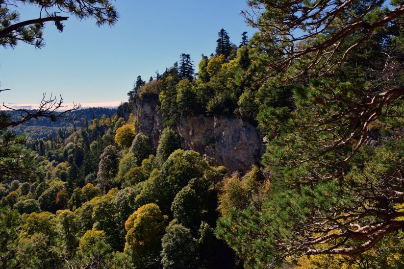 Хребет Азиш-Тау