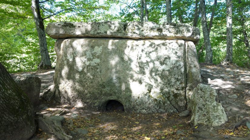 Хаджохский дольмен