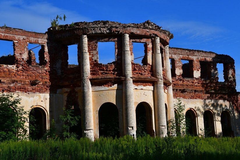 Усадьба князей Голицыных (Самуйлово)
