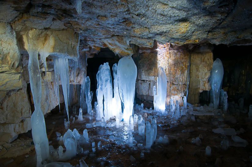 Старицкие пещеры