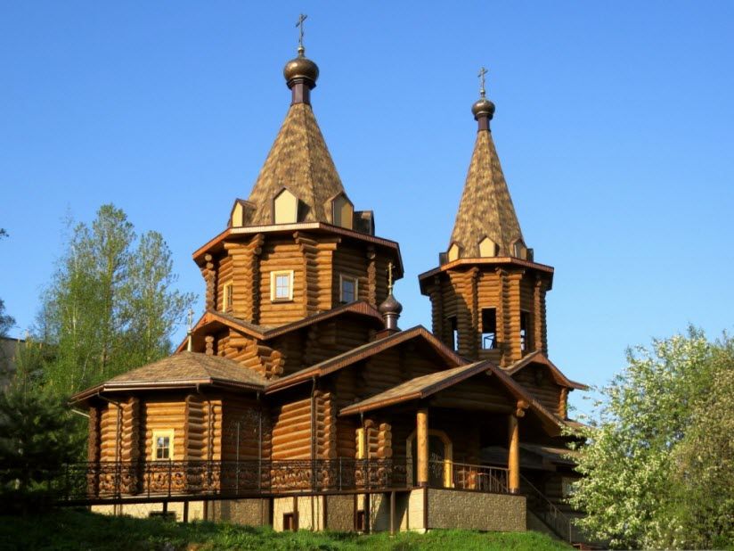 Церковь Игнатия Брянчанинова и Собора Оптинских старцев