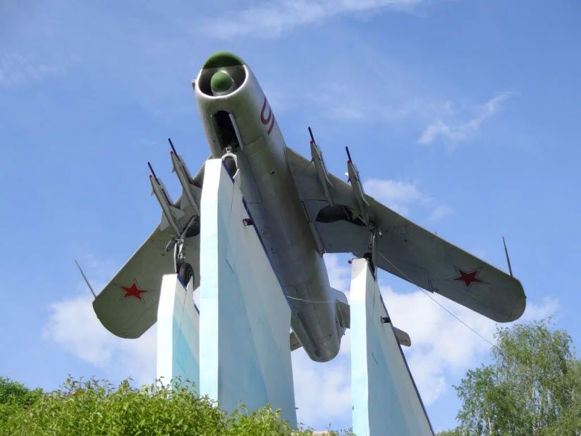 Истребитель МиГ-17ПФУ