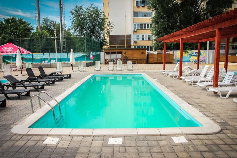 Бассейн Лейка