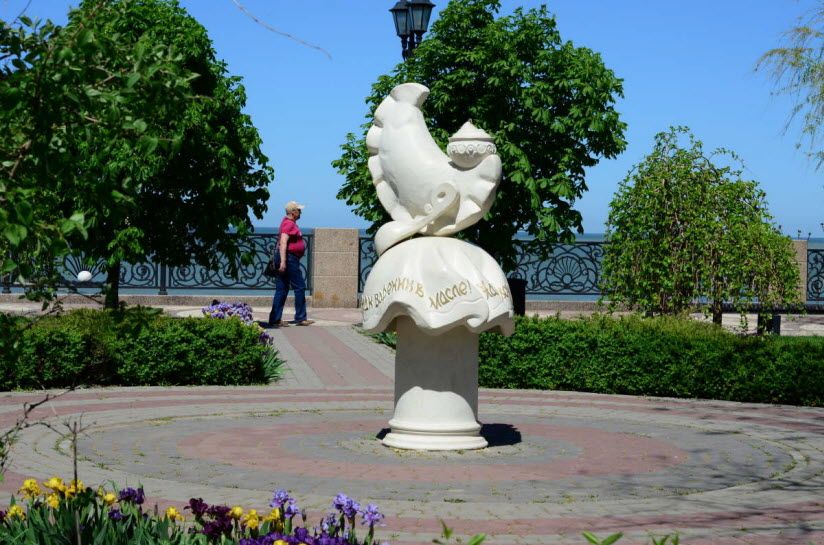 Скульптура «Вареник»