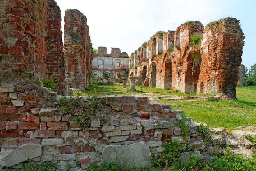 Руины замка Бранденбург (Ушаково)