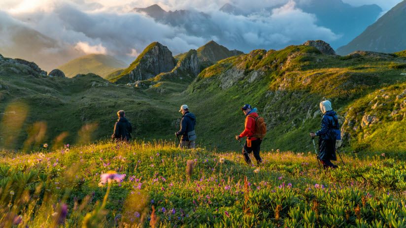 Пик Бзерпи 2483 м