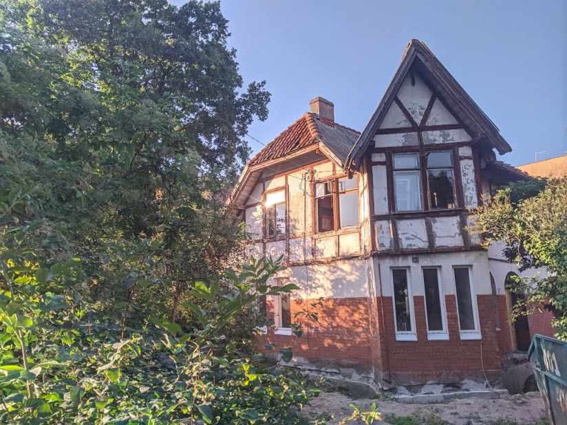 Бывшее здание больницы 1904 г.