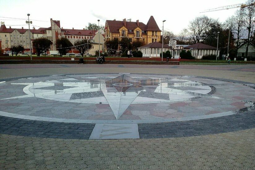 Площадь «Роза ветров»