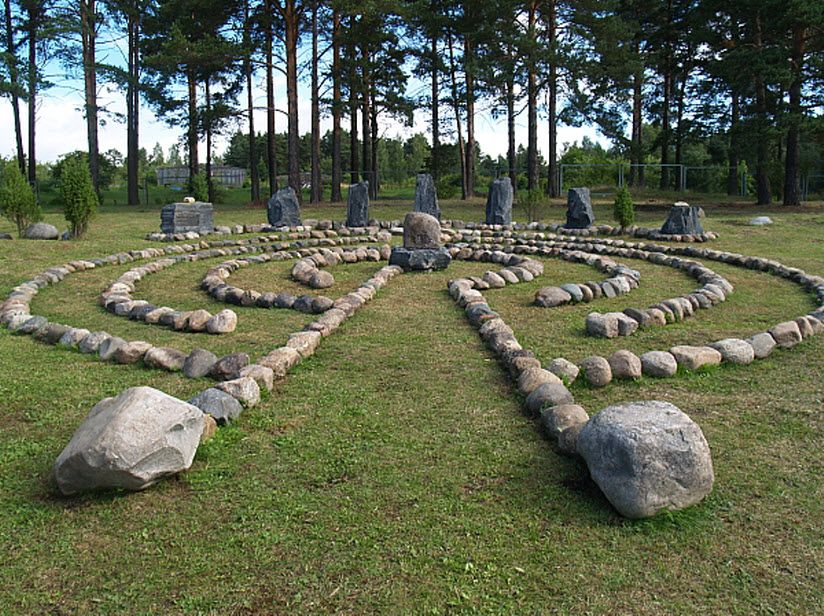 Каменный лабиринт