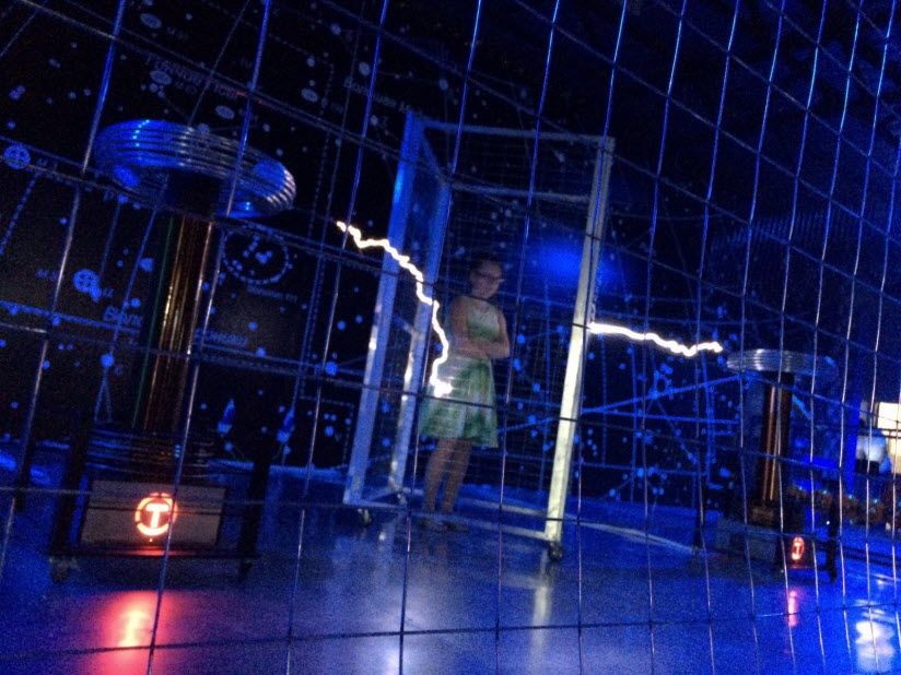 Музей занимательных наук Эйнштейниум