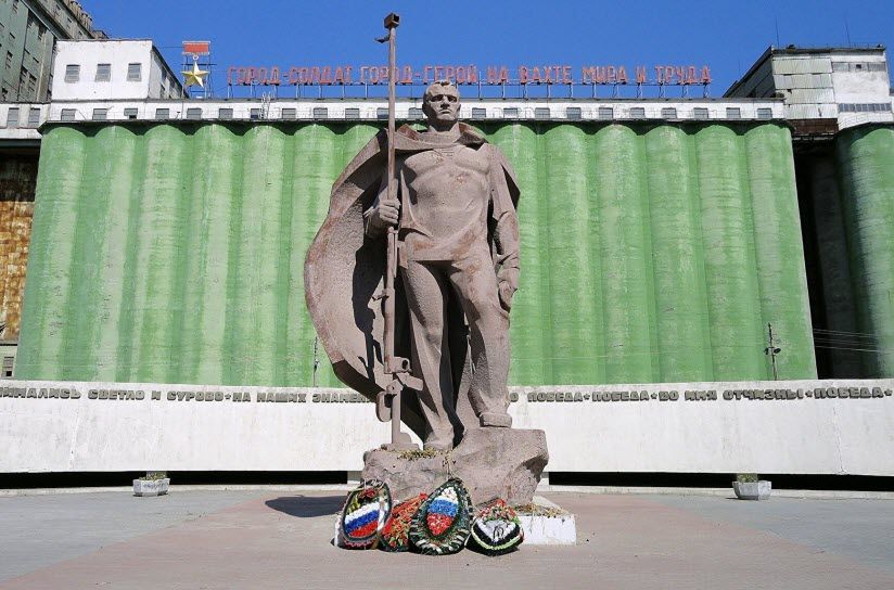 Памятник североморцам