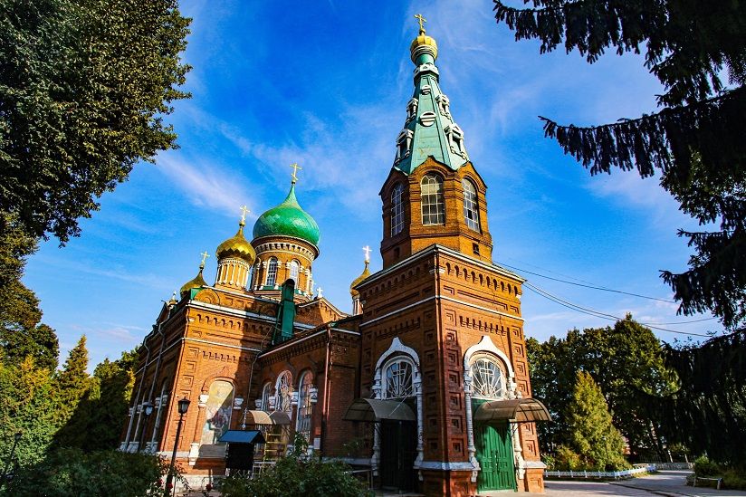 Храм двенадцати Апостолов