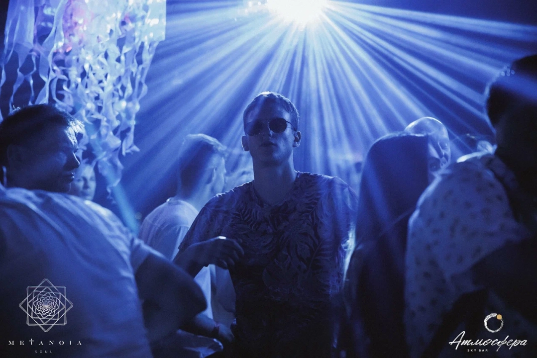 Sky Bar «Атмосфера»