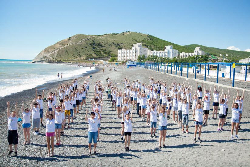 Пляж лагеря «Смена»