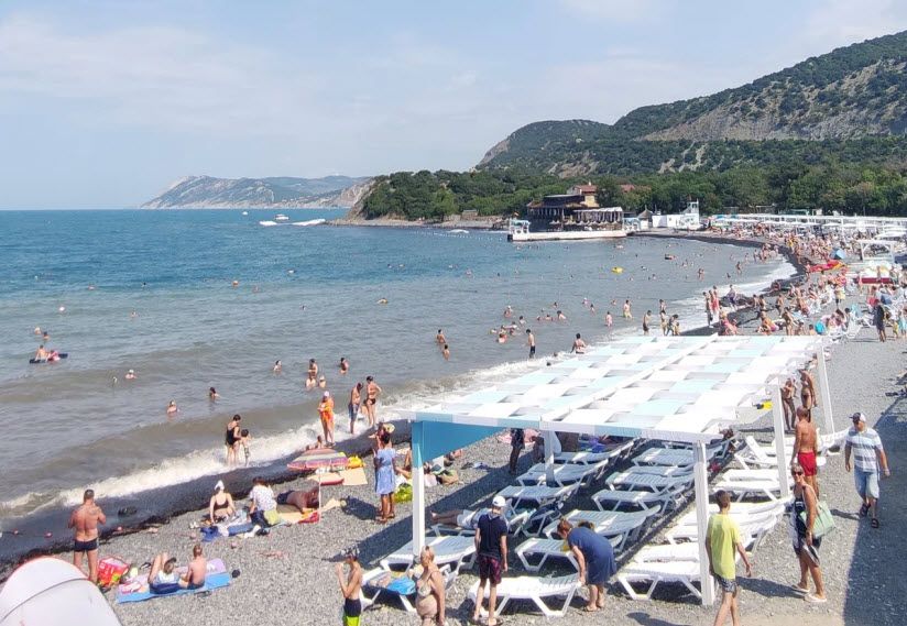 Центральный пляж Большого Утриша