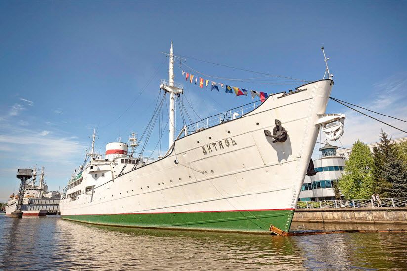 Научно-исследовательское судно Витязь