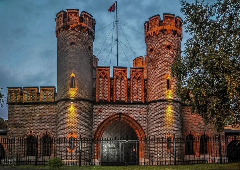 Фридрихсбургские ворота