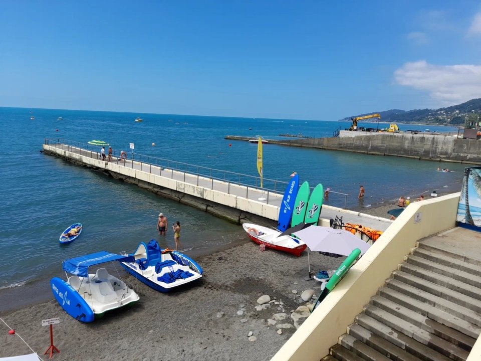 Октябрьский