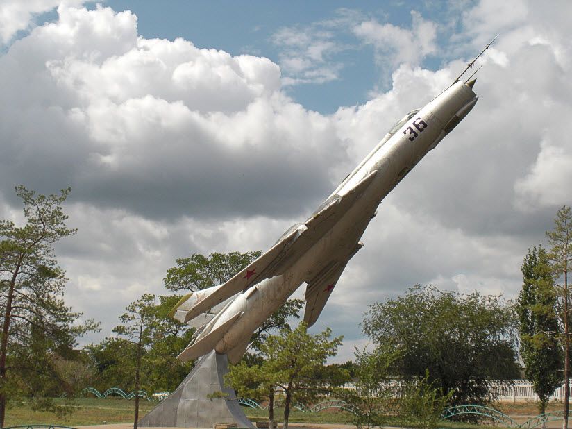 Мемориальный комплекс «Су-17М2»