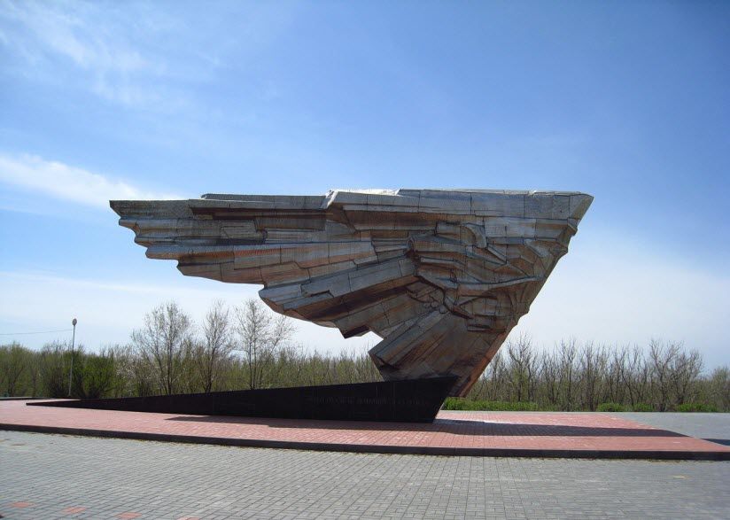 Монумент «Крыло Икара»