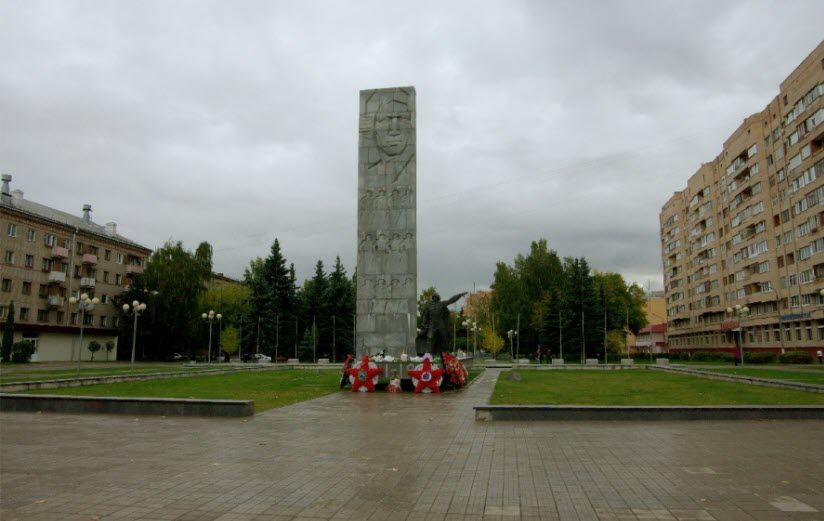 Площадь Славы