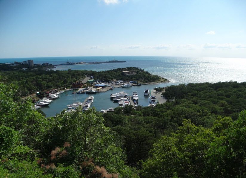 Змеиное озеро