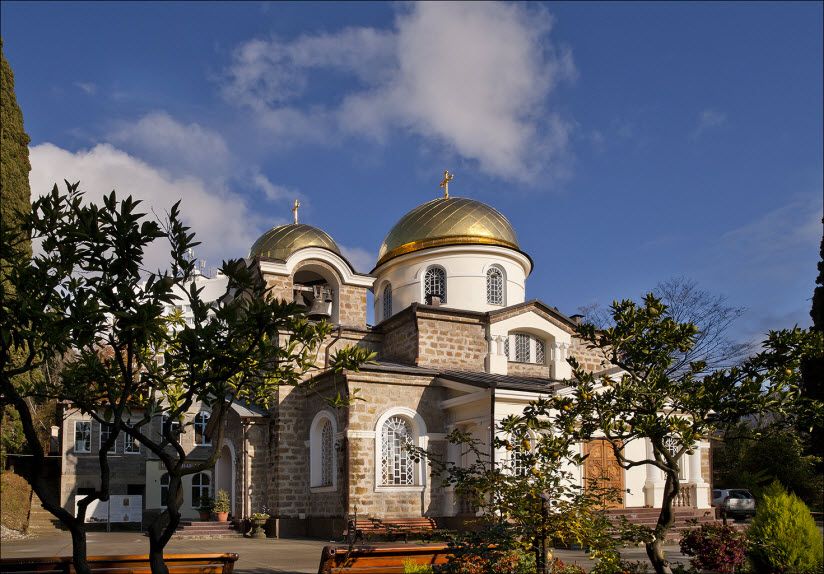 Храм Преображения Господня