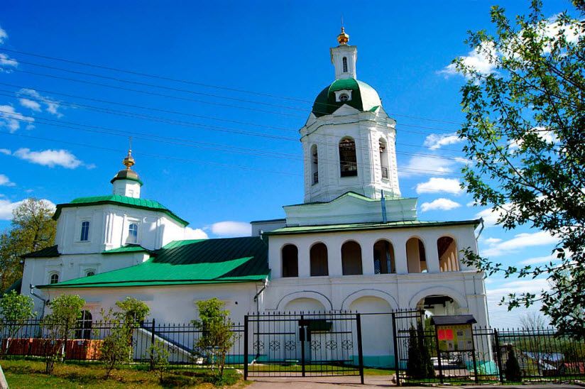 Церковь Троицы Живоначальной