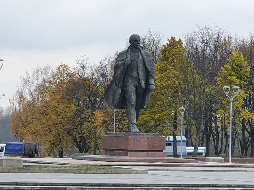 Памятник В.И. Ленину