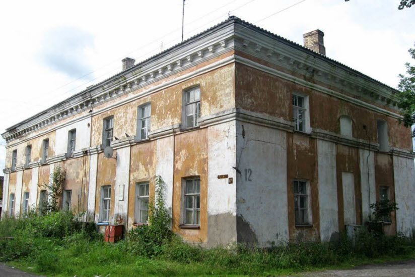 Казармы бывшего Суздальского полка