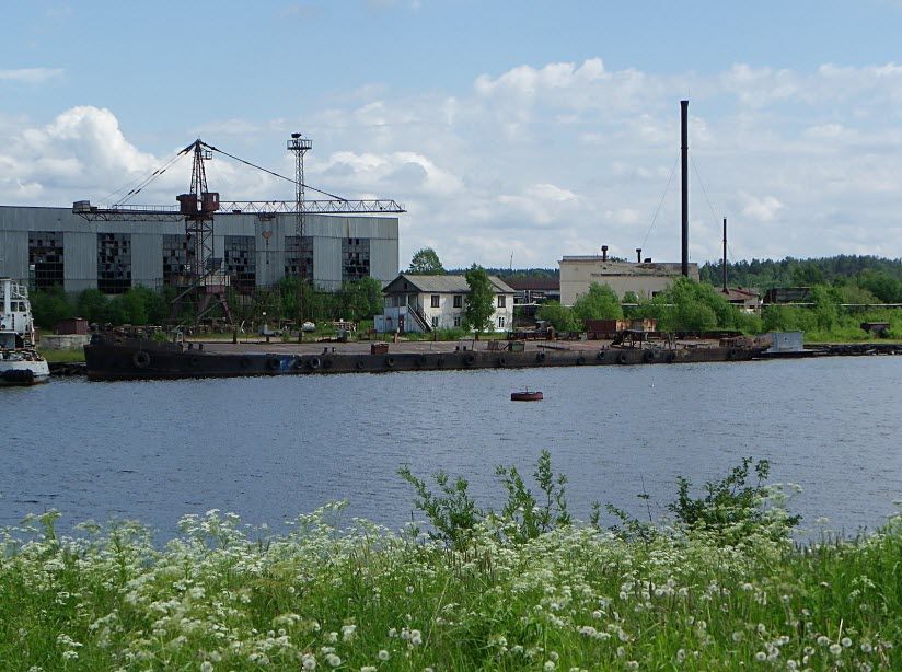 Причал Медвежьегорской РЭБ в поселке Пиндуши