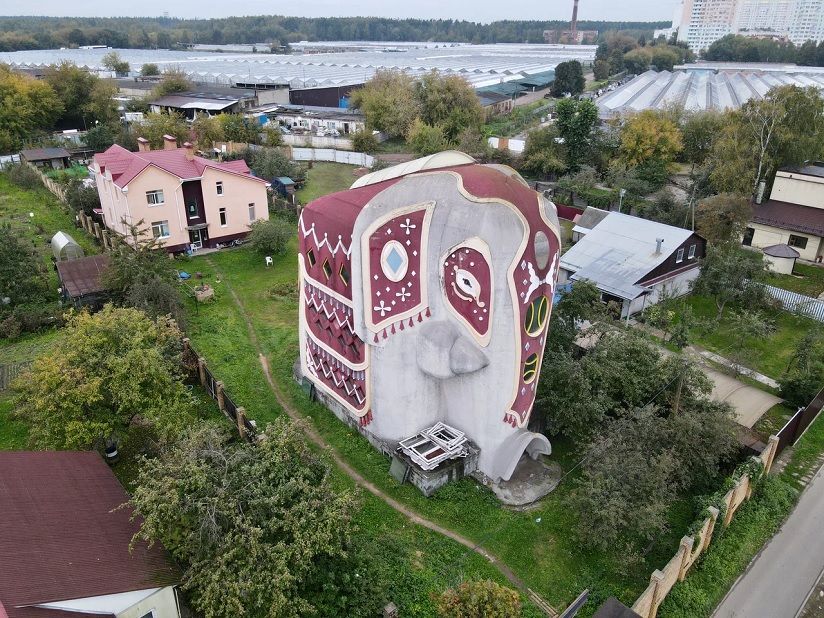 Дом слон