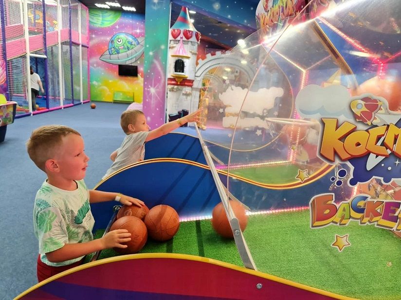 Игровой центр «Космостар»