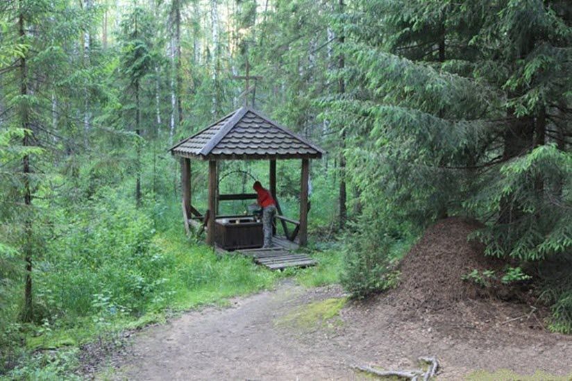 Колодец преподобного Нила Столобенского