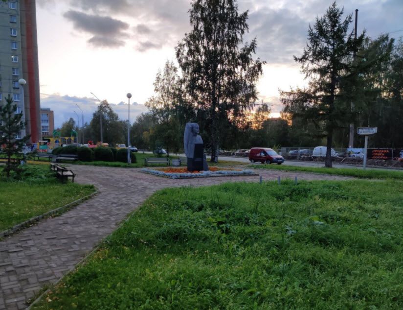 Сквер Маршала Мерецкова