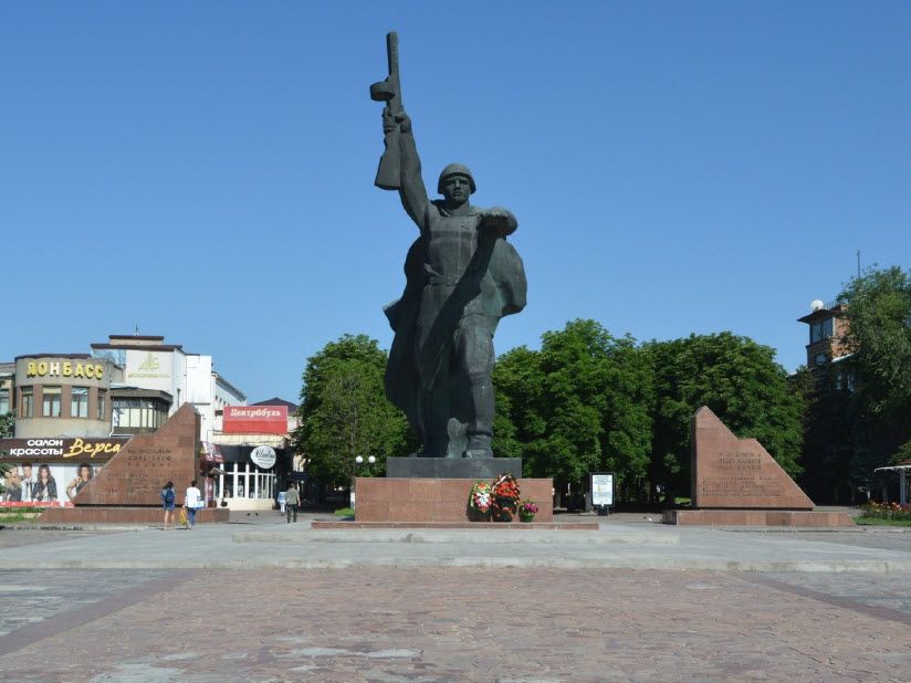 Солдат-освободитель