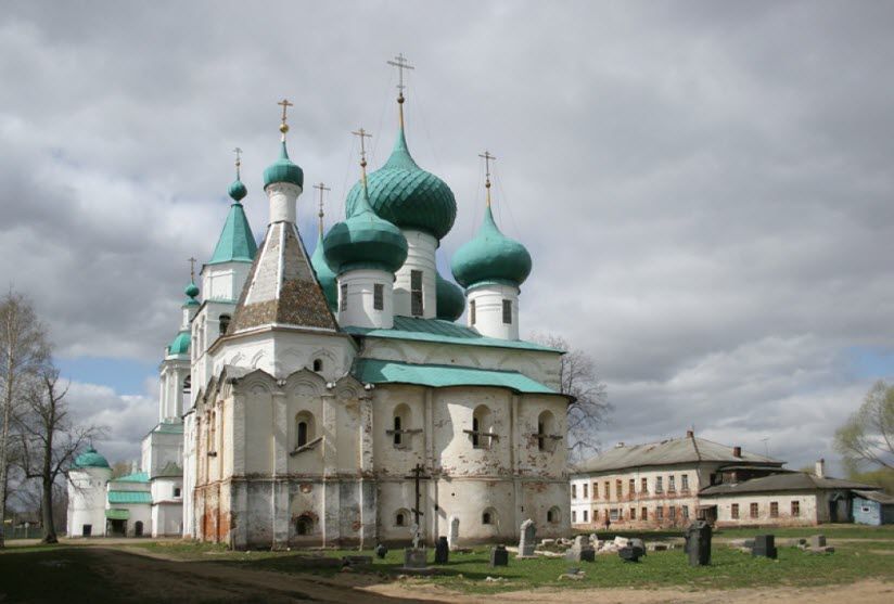 Авраамиев Богоявленский монастырь