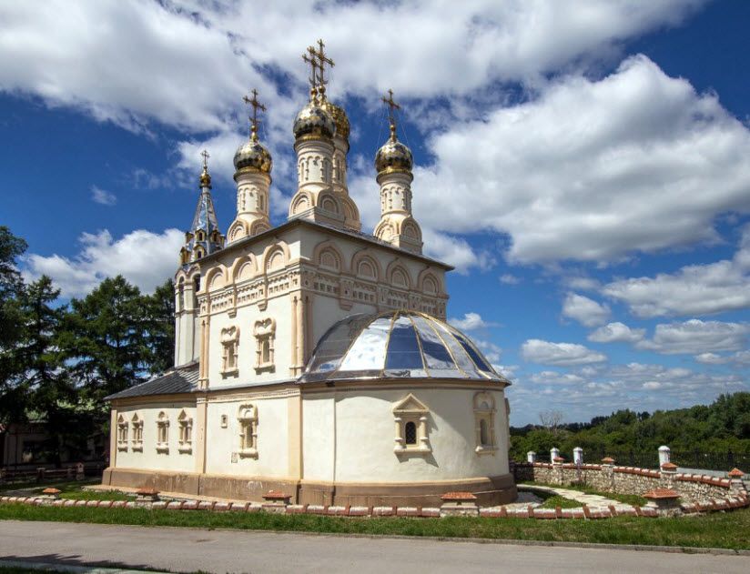 Храм Спаса на Яру