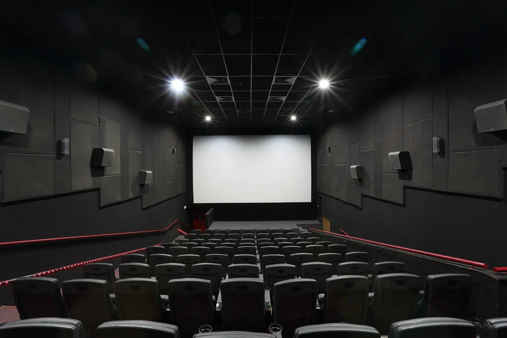 Кинотеатр Silver Cinema