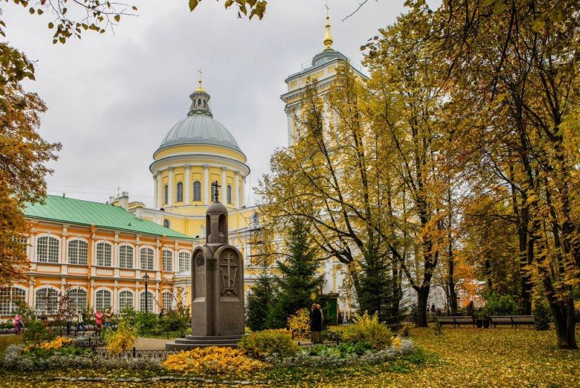 Свято-Троицкая Александро-Невская Лавра