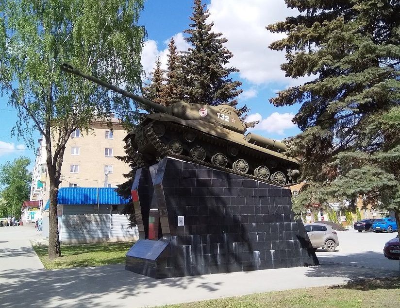 Танк ИС-2