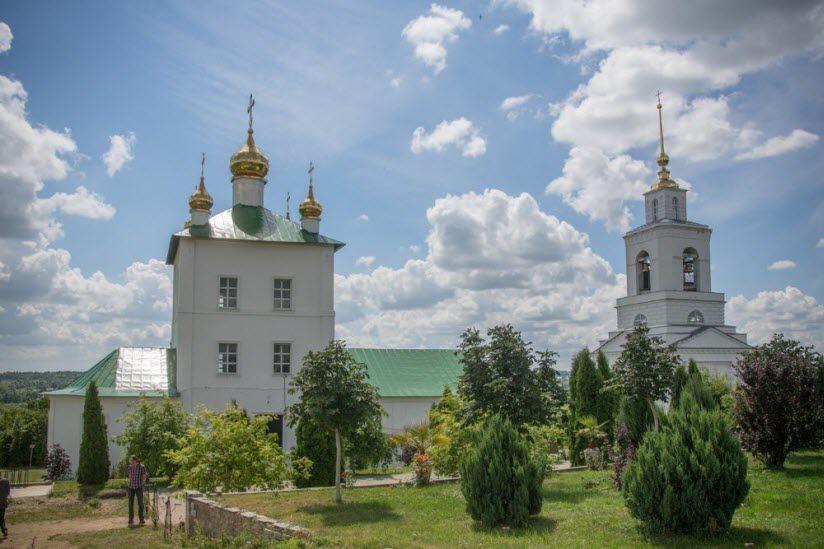 Свято-Дмитриевский мужской монастырь