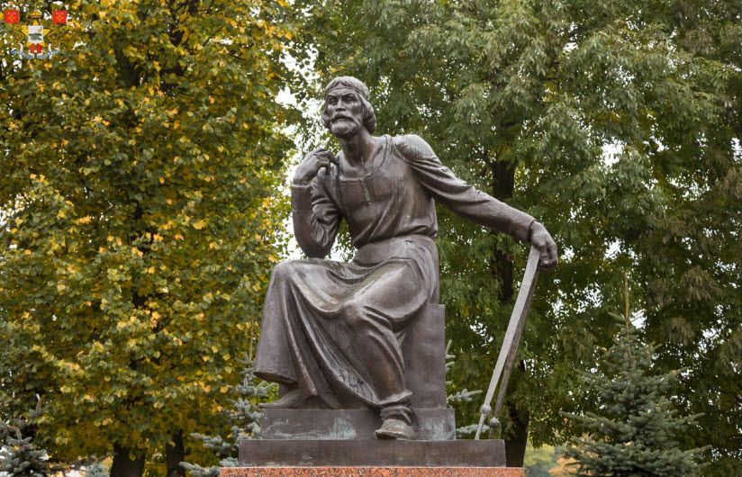 Памятник Федору Коню